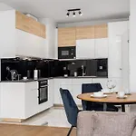 Your 1 Sierpnia Street Отель